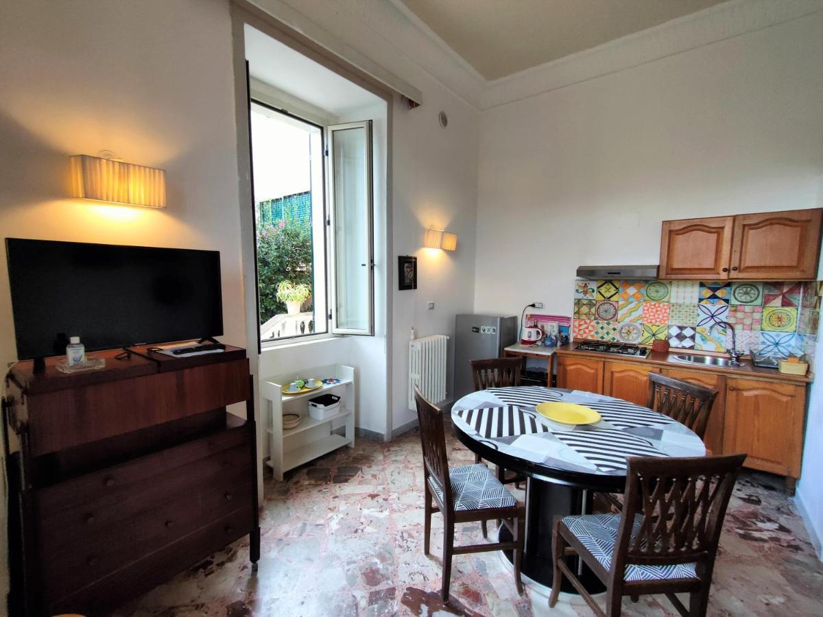 Panoramic Apartments In Villa In Center "The Beach And The Cliff" 1 Agropoli Eksteriør billede
