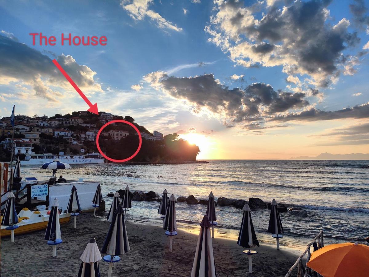 Panoramic Apartments In Villa In Center "The Beach And The Cliff" 1 Agropoli Eksteriør billede